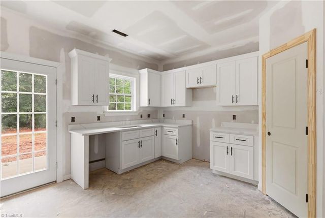 456 Sanford Avenue, Mocksville, NC 27028