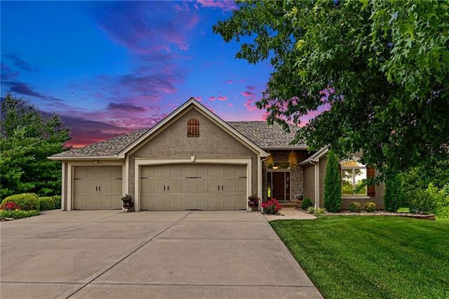 6626 NE 134th Terrace, Smithville, MO 64089