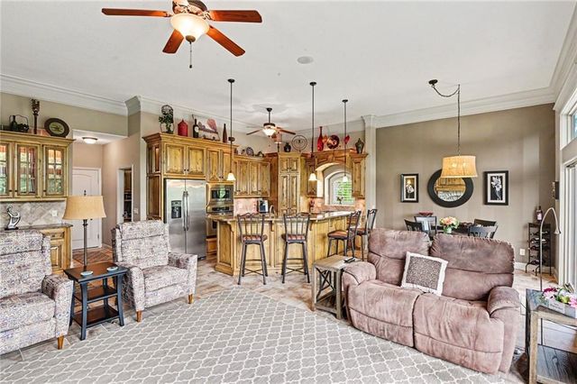 6626 NE 134th Terrace, Smithville, MO 64089