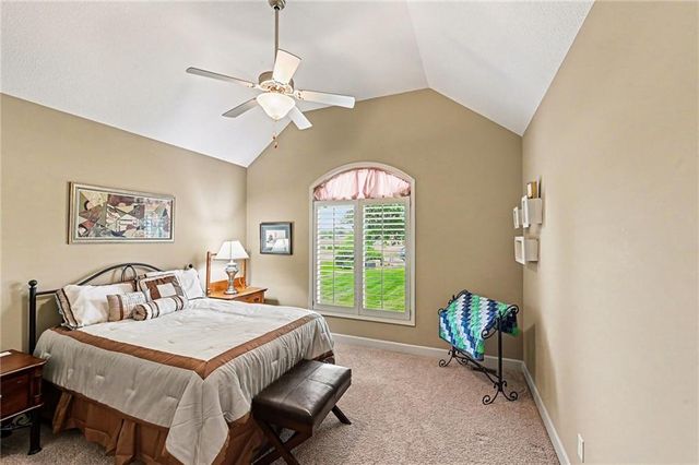 6626 NE 134th Terrace, Smithville, MO 64089