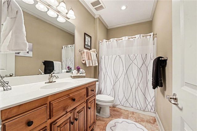6626 NE 134th Terrace, Smithville, MO 64089