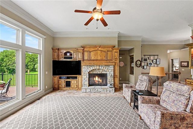 6626 NE 134th Terrace, Smithville, MO 64089