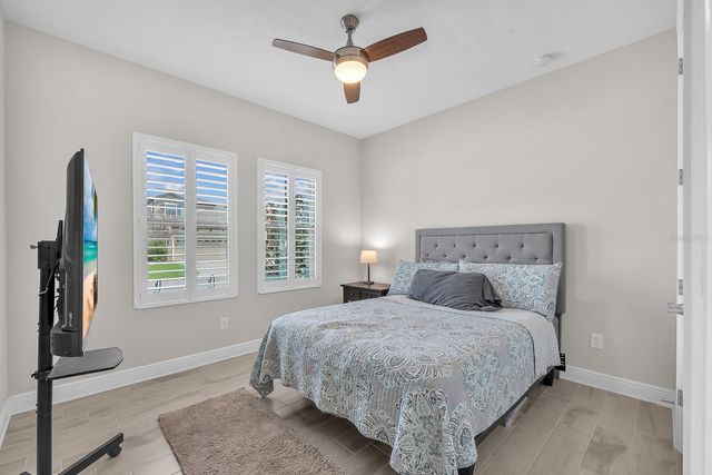 14615 RED CASTLE AVENUE, Lithia, FL 33547