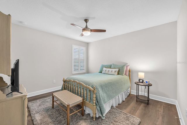 14615 RED CASTLE AVENUE, Lithia, FL 33547