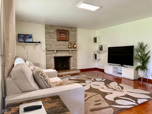 7011 Camden Street, Indianapolis, IN 46227