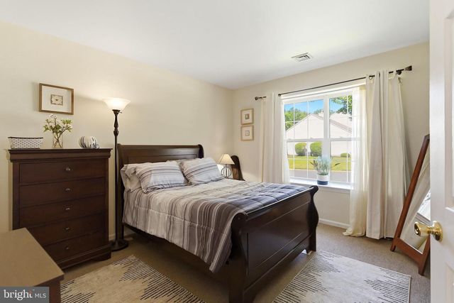 43 PEBBLE BEACH LN, Tuckerton, NJ 08087