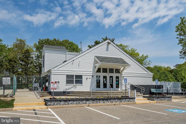 43 PEBBLE BEACH LN, Tuckerton, NJ 08087