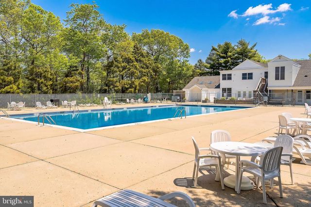 43 PEBBLE BEACH LN, Tuckerton, NJ 08087