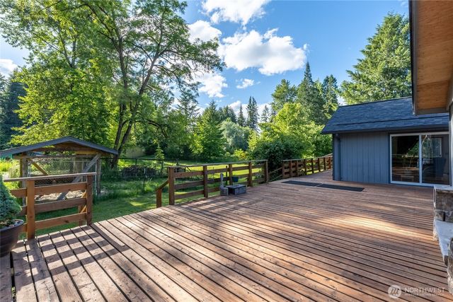 1502 S Toutle Road, Toutle, WA 98649