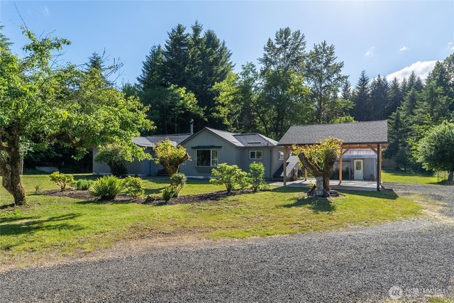 1502 S Toutle Road, Toutle, WA 98649