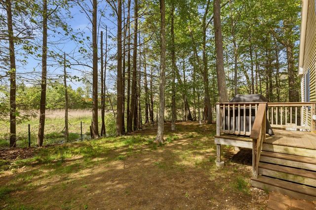19 Violette Lane, Seabrook, NH 03874
