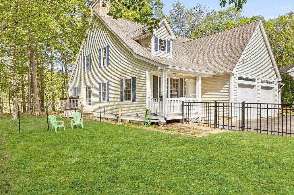 19 Violette Lane, Seabrook, NH 03874