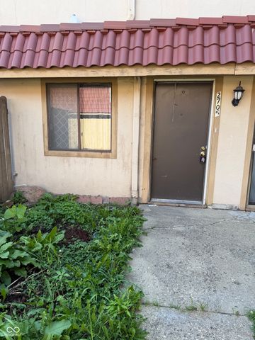 2705 Del Prado Drive, Indianapolis, IN 46227