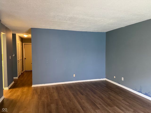 2705 Del Prado Drive, Indianapolis, IN 46227