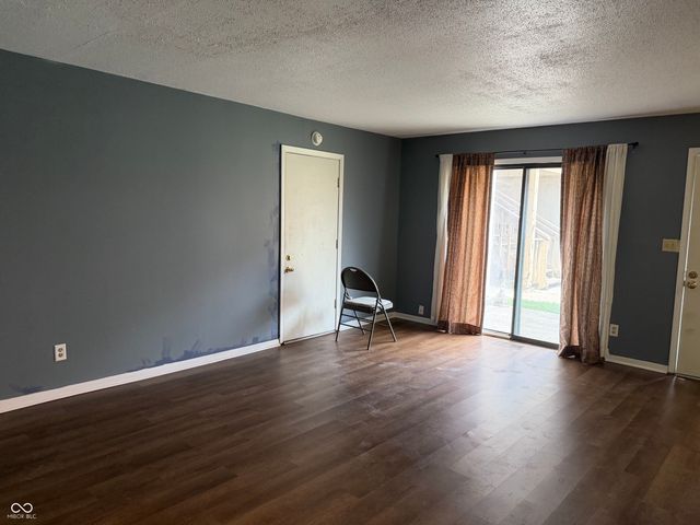 2705 Del Prado Drive, Indianapolis, IN 46227