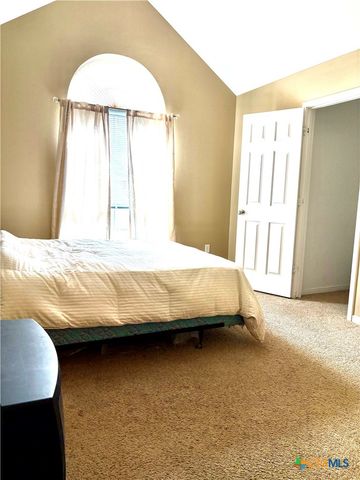 915 Neuberry Cliffe, Temple, TX 76502