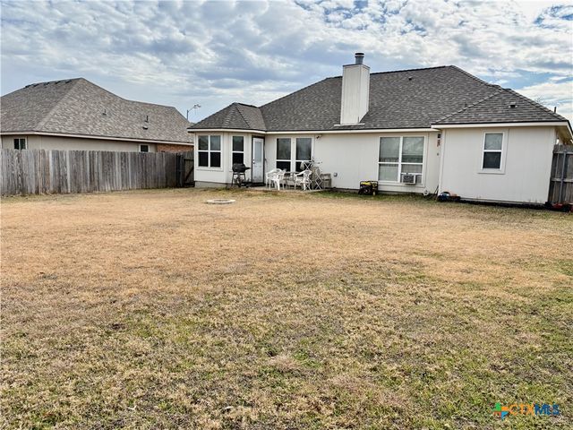 915 Neuberry Cliffe, Temple, TX 76502