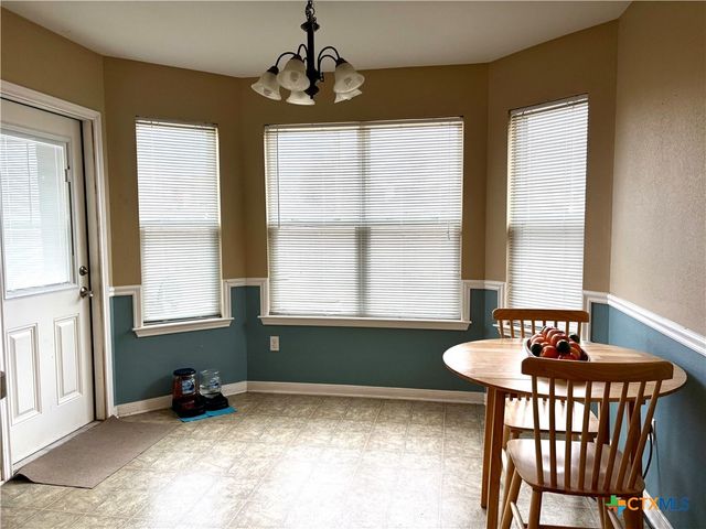 915 Neuberry Cliffe, Temple, TX 76502