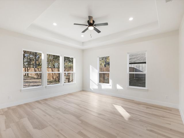 305 Kalura Way, Tool, TX 75189