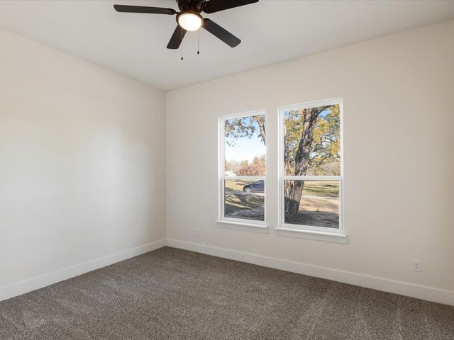 305 Kalura Way, Tool, TX 75189