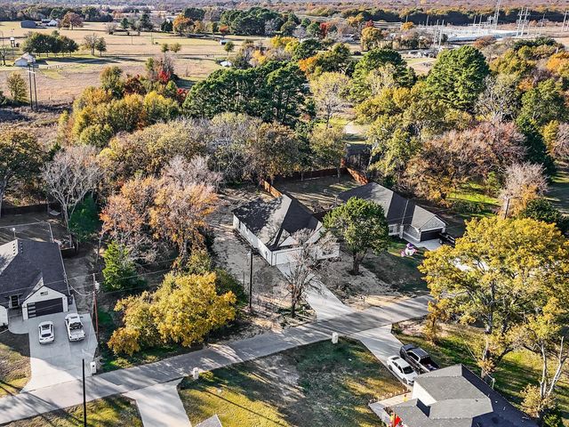 305 Kalura Way, Tool, TX 75189