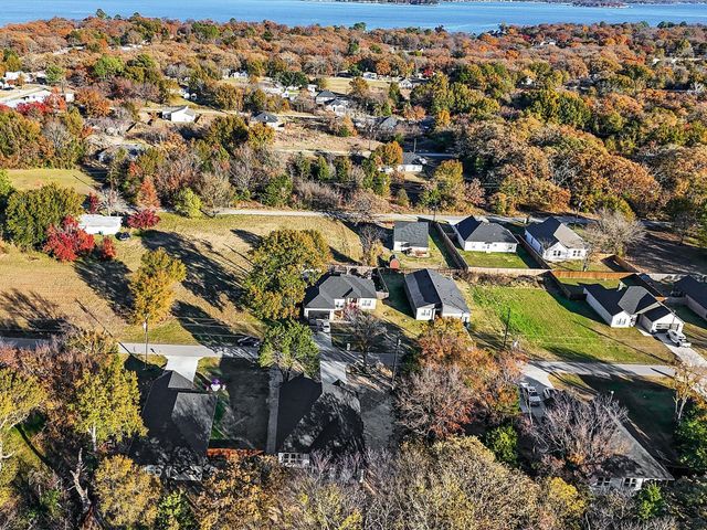 305 Kalura Way, Tool, TX 75189