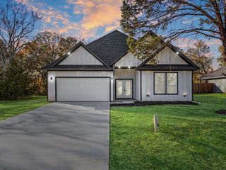 305 Kalura Way, Tool, TX 75189