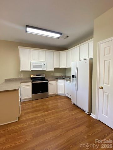 112 Sunridge Drive, Mooresville, NC 28117