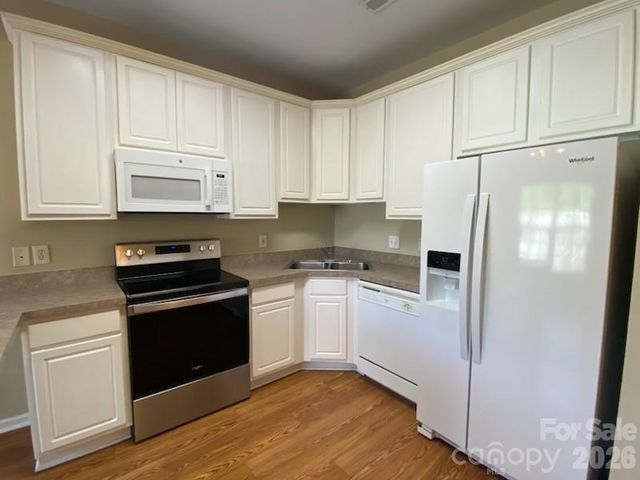 112 Sunridge Drive, Mooresville, NC 28117