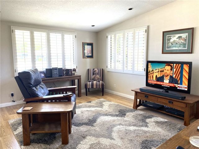 13641 Alderwood Ln., M3-35F, Seal Beach, CA 90740