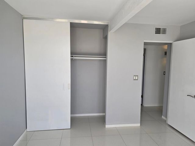 723 E Louise Drive, Palm Springs, CA 92262