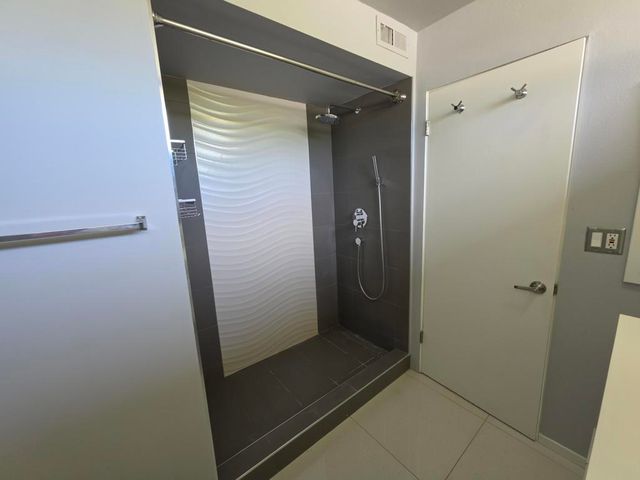 723 E Louise Drive, Palm Springs, CA 92262