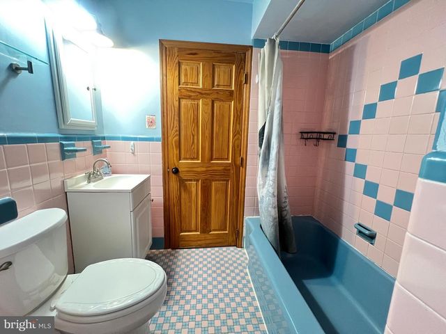 1834 BENSON ST, Philadelphia, PA 19152