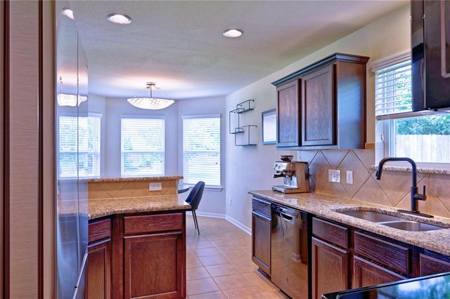 13099 Greenbriar, Willis, TX 77318