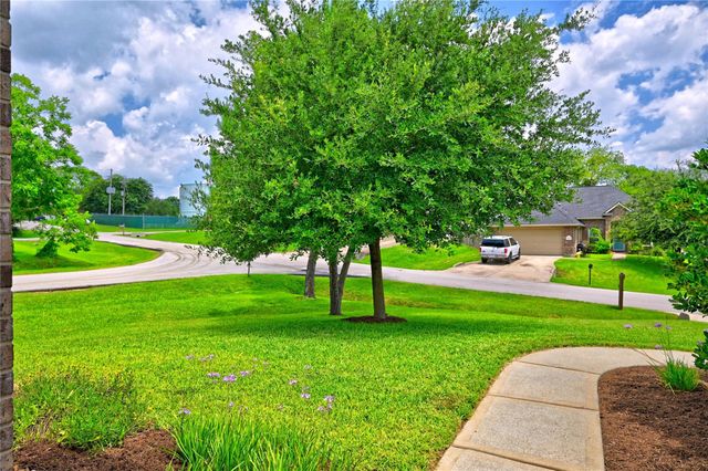 13099 Greenbriar, Willis, TX 77318