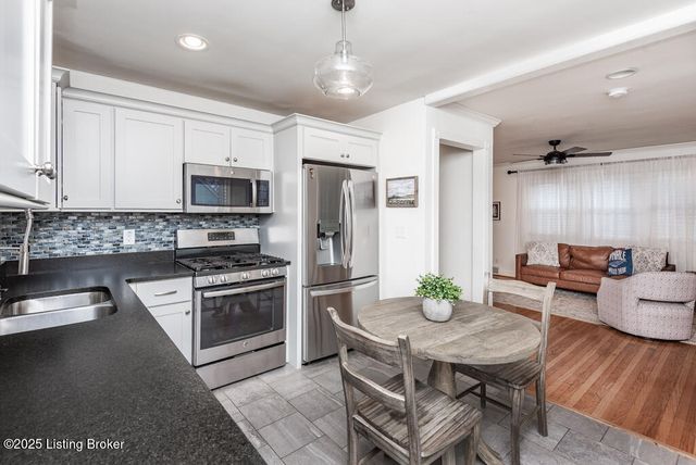 2903 Miles Rd, Louisville, KY 40220