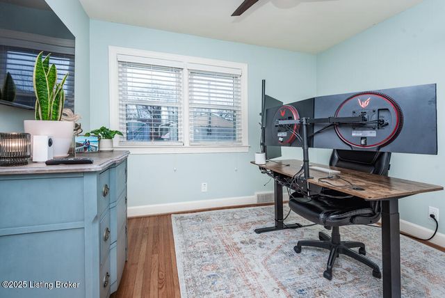 2903 Miles Rd, Louisville, KY 40220