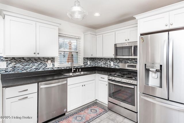 2903 Miles Rd, Louisville, KY 40220