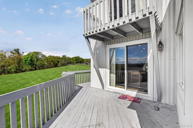 15 Deer Pond Drive, Warwick, NY 10990