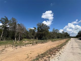 0000 Carter RD, Dale, TX 78616