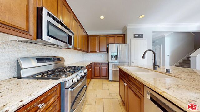 19320 Carranza Lane, Santa Clarita, CA 91350