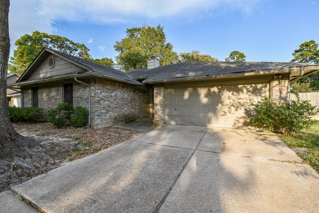 4018 Bassingham Drive, Kingwood, TX 77339