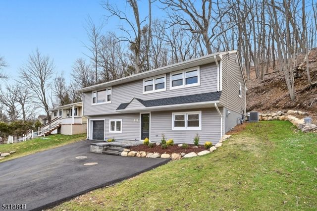 550 Ramapo Valley Rd, Oakland Boro, NJ 07436