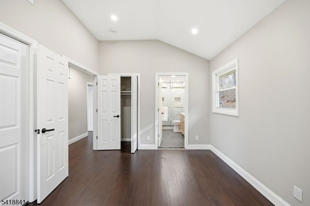 550 Ramapo Valley Rd, Oakland Boro, NJ 07436