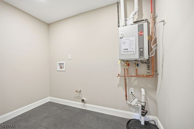 550 Ramapo Valley Rd, Oakland Boro, NJ 07436