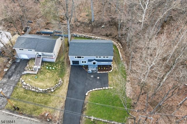550 Ramapo Valley Rd, Oakland Boro, NJ 07436