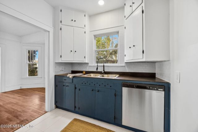 3034 RAYFORD Street, Jacksonville, FL 32254