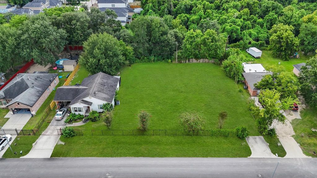 2827 Rigel Road, Houston, TX 77088