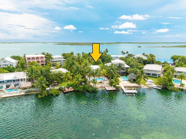 78 Bay Drive, Saddlebunch, FL 33040