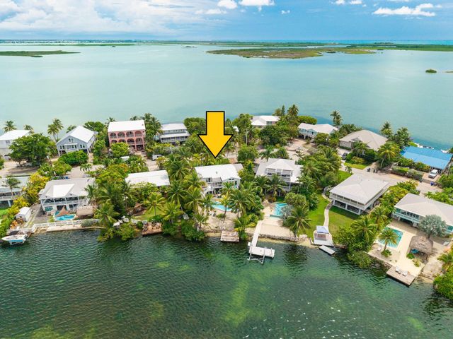 78 Bay Drive, Saddlebunch, FL 33040